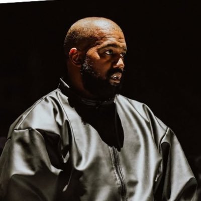 Loic_SIX1204's profile picture. 