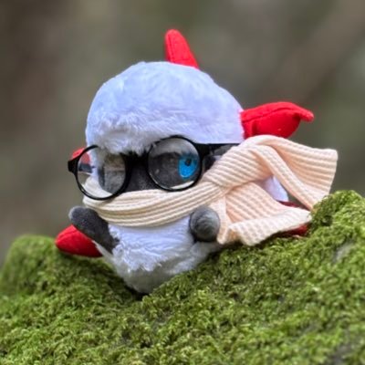 larvesynth's profile picture. 引きこもりのメラルバをお外に連れ出します※たまにディアルガもいる 空気が美味しいね