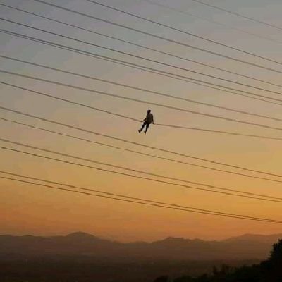 rizkifrsss's profile picture. 