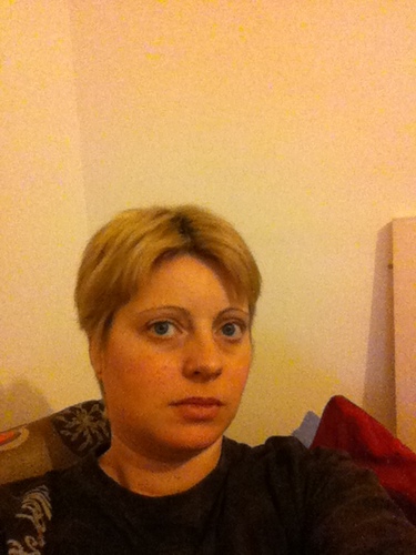 Je m'appel Laura, j'ai 31 ans, je vie dans le Val d'Oise.