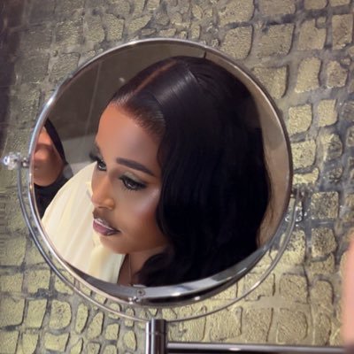 Omomayowa__'s profile picture. A mess of gorgeous chaos✨ — Instagram: @ soft.errorx