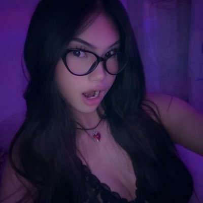 onlymarimarfans's profile picture. selling high quality contents • Accepting Via remitly/ Gcash/ Paypal/ Maya/ Mastercard 🪬💸