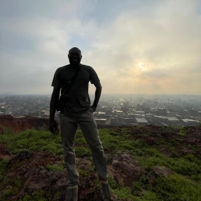Micon365's profile picture. ¦ Filmmaker 🎓 🎭 🎬🎥.. Anime_OP👒.. _ Are you getting there or you're getting old, or rather you're waiting till you get old?