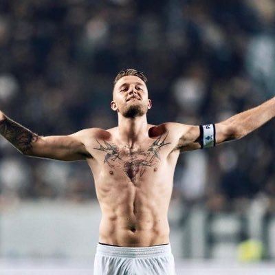 hk20n_'s profile picture. الحمد الله ، سبحان الله ، الله اكبر ،استغفر الله. ولد