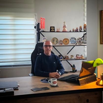 zaferbirben's profile picture. s.m.m.m.
kgk bağımsız denetci
Gazi Üniversitesi
amatör fotoğrafçı
sörf ve kayak tutkunu 

https://t.co/wJOpJO2FMV

https://ww