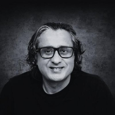 comfortablyloud's profile picture. Building a space for independent rock musicians. From the legends who shaped rock music and its genres, to the voices still finding their sound.