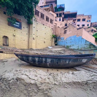 Ujjwal_LASNAB's profile picture. I like it when things are put into context.