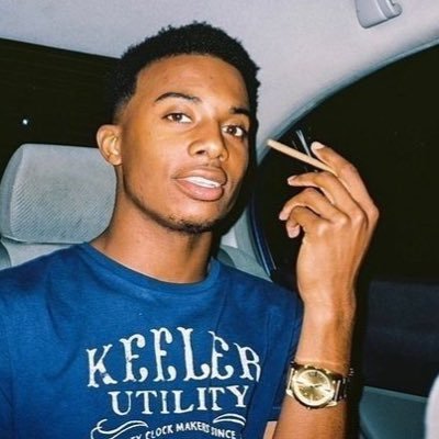 Jayyakamii's profile picture. 𝘁𝘄𝗲𝗲𝘁𝗶𝗻𝗴 𝗮𝗻𝘆𝘁𝗵𝗶𝗻𝗴 𝗶 𝗲𝗻𝗷𝗼𝘆 | 𝘁𝘂𝗿𝗻 𝗼𝗻 𝗻𝗼𝘁𝗶𝘀 • @sensewtw 🧙