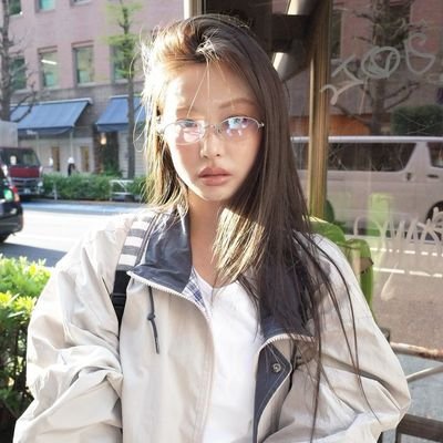 elephandt's profile picture. 𐔌   .  ⋮ 𝑊orking mochi 𝓛ine 🍏💭 ready to wrap your 귀여워요 orders ⓘ 𝑟eliable ♡:: trusted' loved! 🧂🥢 ◟♯