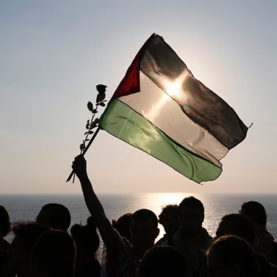 Englishblossoms's profile picture. I howl