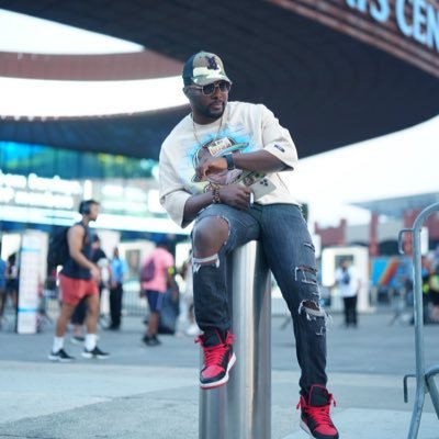 off_raindrop's profile picture. STAY OUT NOW 🔥🔥🔥 On all music platforms