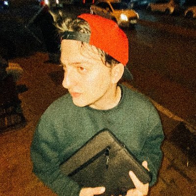 ahmwtdmn's profile picture. visual designer