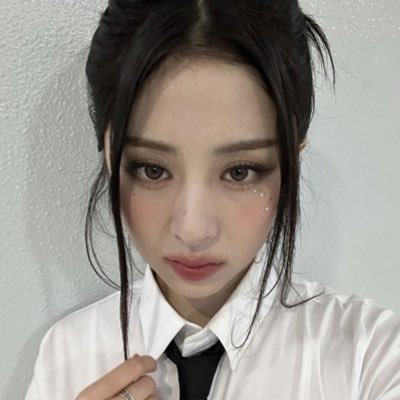 YUNW00ISM's profile picture. django by ateez #윤호 | ⭐️le sserafim, aespa