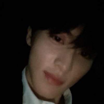 dailydreamm's profile picture. 🐯🐻
fangirling acc🌱 ll pink blood
