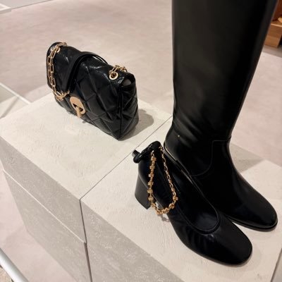 Ntancredii's profile picture. juste une meuf chill en médecine mais qui kiff la mode