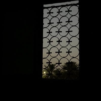 sjjx33's profile picture. تعبتُ من المكوث في المَكان المُتاح لا المَرغوب | استغفر الله.