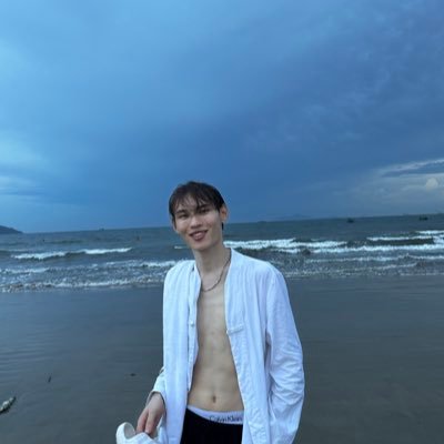 iamrisbek's profile picture. 🌍Stan list: #AngelinaJolie #Shakira #Sejeong

                         Fav list: #LanaDelRey #Adele #CélineDion #Nirvana #SEHUN #EXO #CHEN