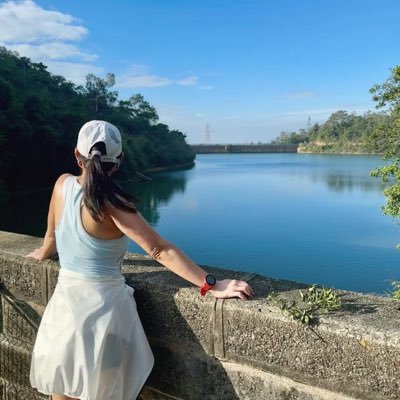 YiyiGon's profile picture. 走りながら、心を整える𓂃𓈒𓏸
朝の風と一緒に走るのが好き☀️