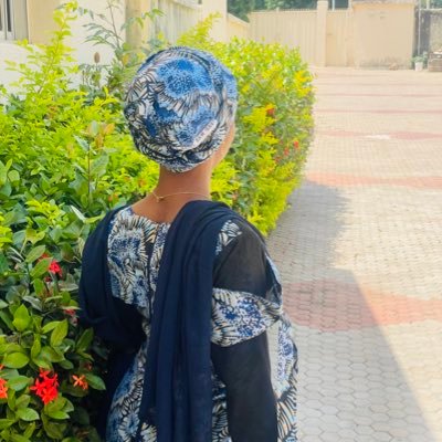 na_iimaaah's profile picture. • Abayas • Jallabs • Veils • Night wears & More.