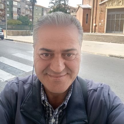 scimonelli's profile picture. Dal 1997 educatore presso una Casa Famiglia.
Scrivere è il mio hobby. Scrivo per gioco e per dare voce alle mie emozioni.
Scrivo per sentirmi vivo.
♊