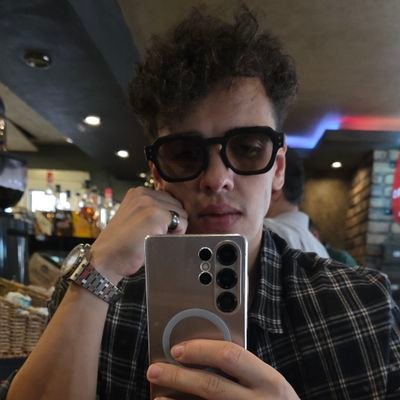 LEMBYz's profile picture. Bienvenue dans ma réalité 🎭