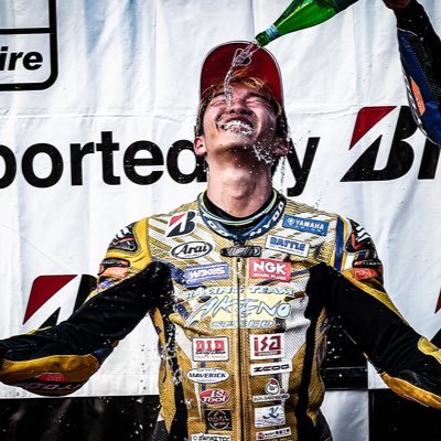 伊井ゆうた ZX360 series | カーゴクレーン | 株式会社タダノ - 建設用