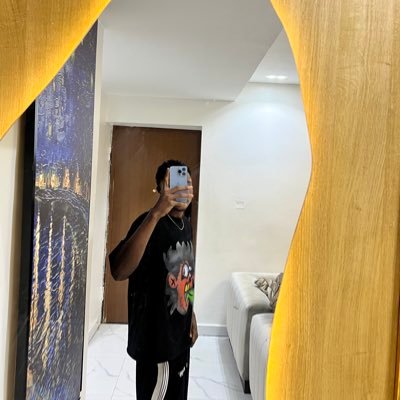 gad_boyy's profile picture. find peace and ease among the mountains 🏔️ and Trees 🌴