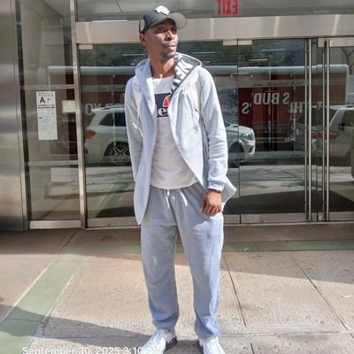 Russ_Wacho's profile picture. Jus another random guy...
