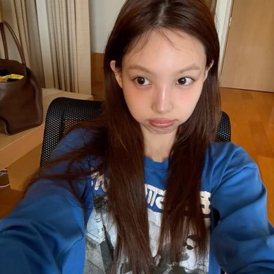 visnegazeli's profile picture. digital archive