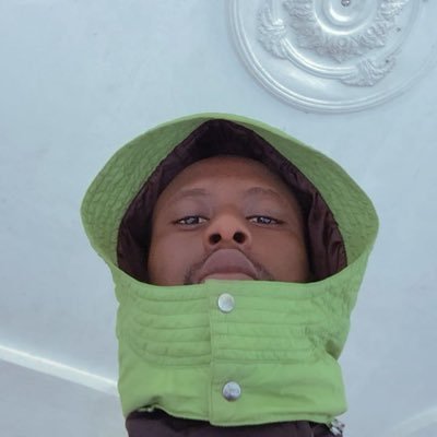 Onigah4's profile picture. Most likely high listening to some music
