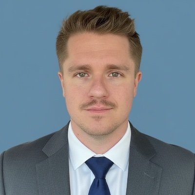 Conor_D_Dart's profile picture. AI & Future Business | Dev | Health & Fitness | My Opinions only | e/acc