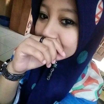 esywins's profile picture. Bismillahirrahmanirrahim