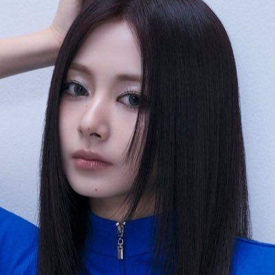 meovvluvz's profile picture. a person who loves to repost