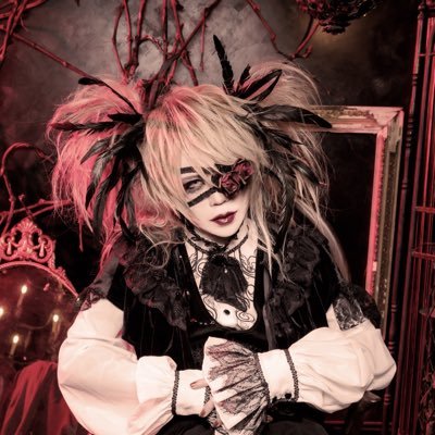 XNVL_70's profile picture. XANVALA BASS&表現したい人。 なおでもななじゅうでも大丈夫です。Instagram/https://t.co/Qh9UGxOZE4 Fanmail/ 7069.bass@gmail.com