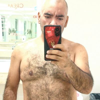 andrespastelero's profile picture. gaymer, gastrónomo, porn, viajes, comida, #feet