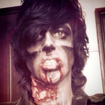 necromancerss_'s profile picture. ୧ ‧₊˚🥩 if i cut off your arms and cut off your legs, would you still love me anyway? 🦴 ⋅

priv: @m0rtician_