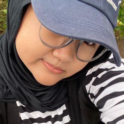 realityklep's profile picture. Just vibing and surviving!
. 

                                                          Ready cek turnitin dan ai👇