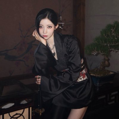 AsaAunjung's profile picture. 
