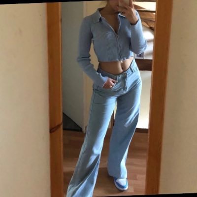 lisaagrt's profile picture. 