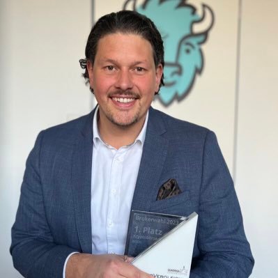 U_Spankowski's profile picture. Founder & CEO of @bisonapp