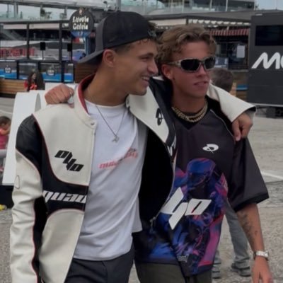 landolatte's profile picture. trying to survive the mclaren pitwall