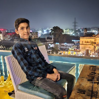 uveskhann's profile picture. Uves Khan