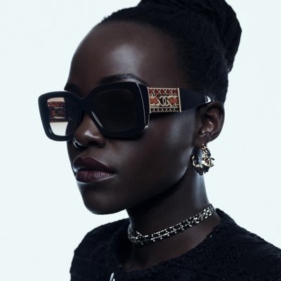 happilyleal's profile picture. mãe e fã. em tempo integral.