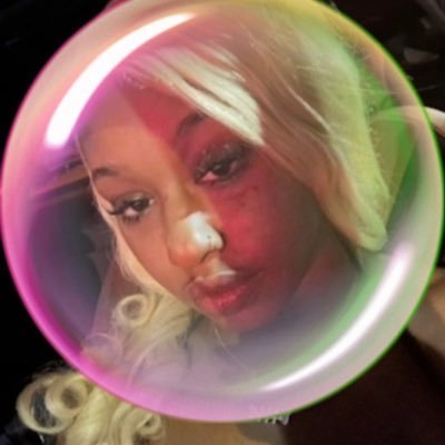 rii_ama's profile picture. E a r t h A n g e l + Sza’s daughter | 24♍️☀️ ♏️🌙+ ⬆️ 🏳️‍🌈