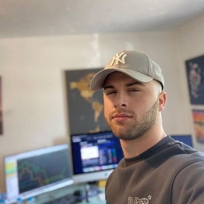 RichardLam32413's profile picture. Art/NFTs advertiser/Big time in the art influencing to culture and way of life l...🌞