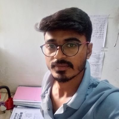 Durgash71098651's profile picture. 🚩𝕊𝕙𝕣𝕚 𝕛𝕒𝕝𝕡𝕒 𝕄𝕒𝕙𝕒𝕣𝕒𝕟𝕚🚩

 अपने स्वभाव को हमेशा सूर्य की तरह रखिये, न उगने का अभिमान न डूबने का डर..💯 

                       JAI BHEEM 💙🇮🇳