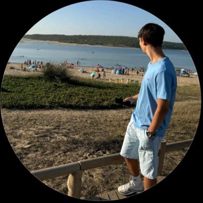Adrienfla01's profile picture. 