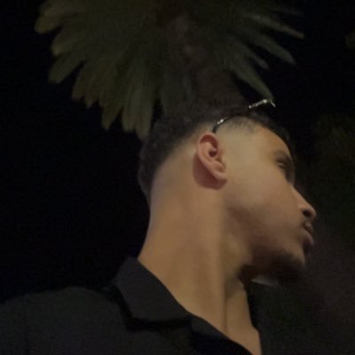 zzspow's profile picture. 