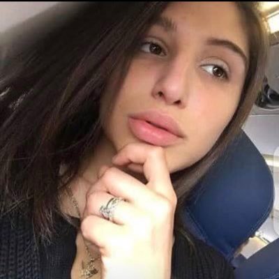 JulieLeachfp's profile picture. I'm Julie the winner of the powerball lottery winning amount of $298,3 million/30k giveaway 📦