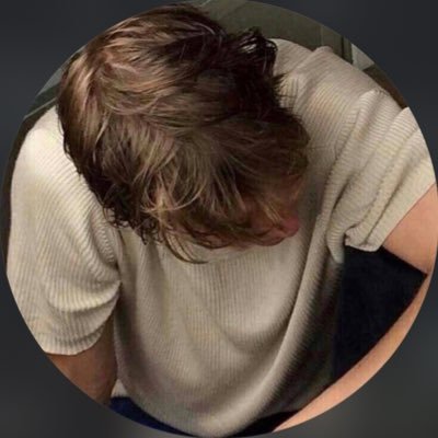 redbullloml's profile picture. Sometimes i see the moon and i think of you